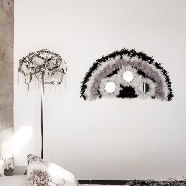 TRILOGIE DE PLUMES ET DE SATIN